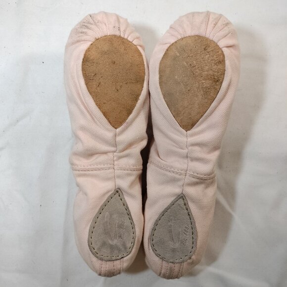 Capezio Pink Canvas Ballet Shoes (6 women/4.5 big kids) - Picture 6 of 7
